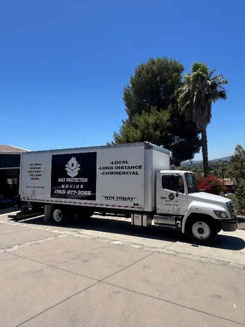 Max Pro Moving in Ventura