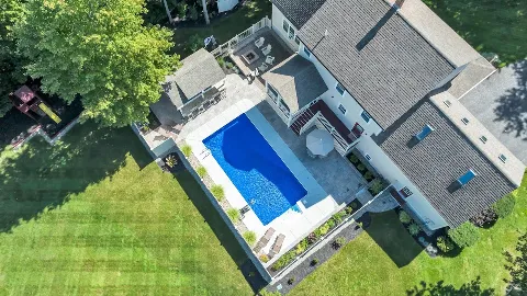 Mowry Brothers Pools in Portland