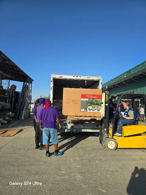 Lindsey's Moving, Delivery & Installs photo 1