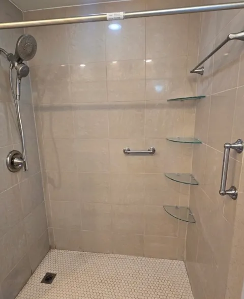 Santana's Carpet and Tile Depot photo 1