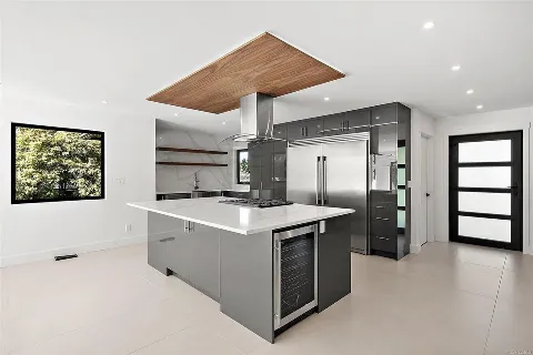 Peak Electrical Contracting LTD in Victoria