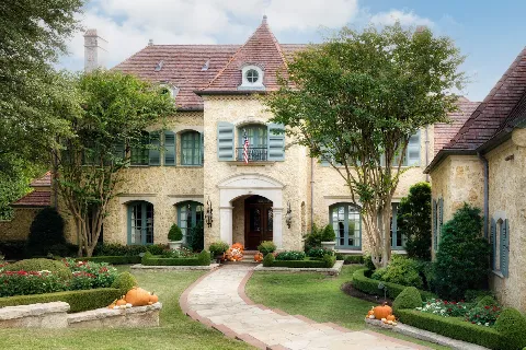 Splendid Gardens Landscaping in Dallas