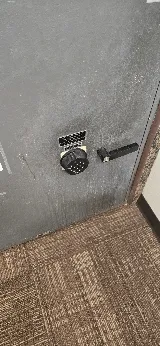 Keyhole Lock and Safe photo 6