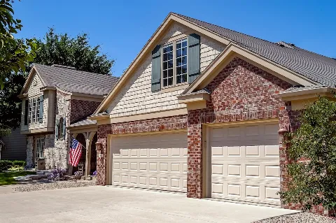 Amzac Garage Doors, Inc. photo 1