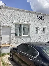 Einstein Moving Company photo 6