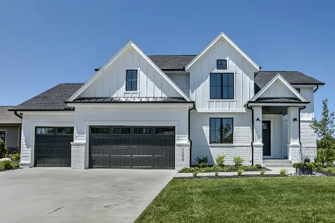 Pohlad Custom Homes, Inc. in Omaha
