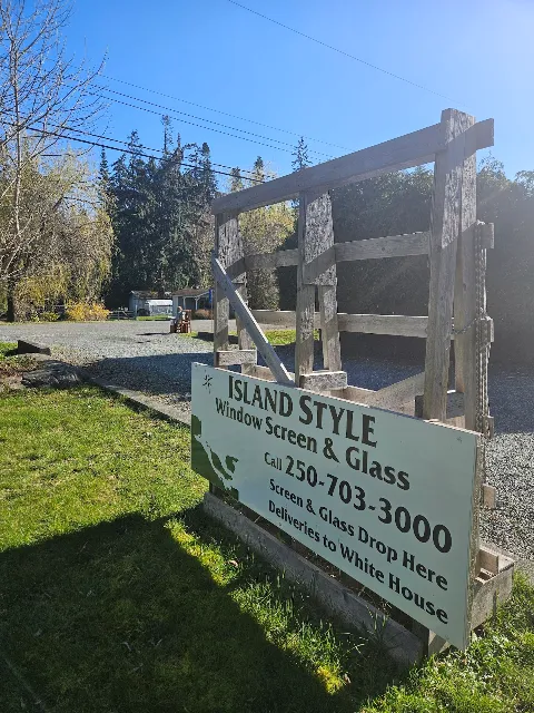 Island Style Window Screen & Glass in Courtenay