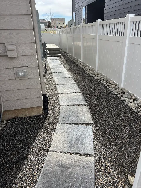 HLE Landscaping & Concrete in Aurora