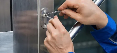 EZ Locksmith Surrey in Surrey