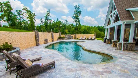 Everclear Pool & Backyards Co photo 1