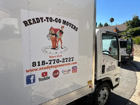 Ready-to-go Movers in Thousand Oaks