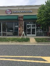 Luxury Pool & Spa photo 5