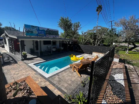 Afuera 360° Pools & Outdoor Rooms photo 1