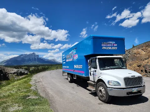 Legacy Moving Company in Winnipeg