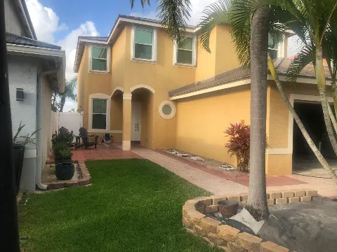Florida Painting LLC in Pembroke Pines