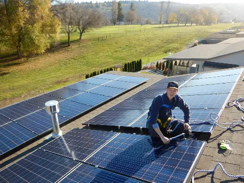 Roost Solar in Vernon
