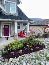 Upscaled Yard & Gardens photo 5