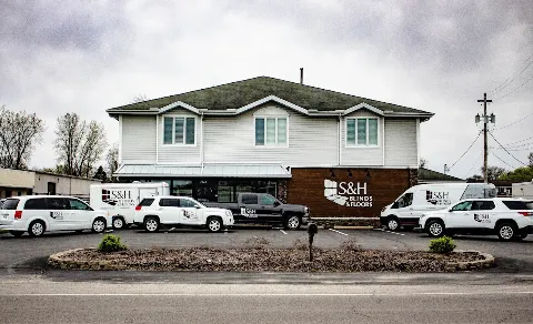 S & H Blinds & Floors in Sandusky