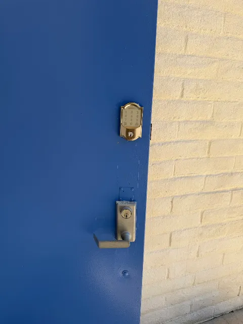 E.N Doors LTD in Vancouver