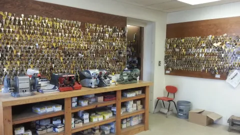 Des Moines Lock Service photo 1