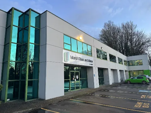 Island Glass & Mirror Ltd in Richmond