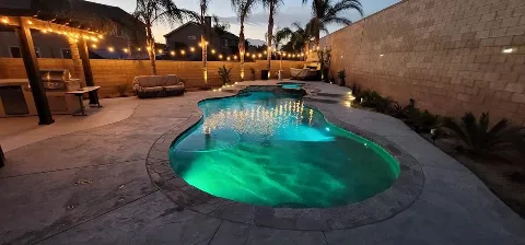 Bakersfield Pool Cleaning Service photo 1