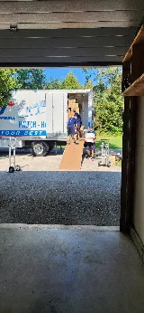 Halton, Hamilton & Niagara Moving Company - AMJ photo 6