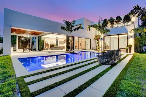 Bella Homes in Delray Beach