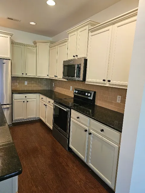 Visga Custom Painting LLC in Columbia