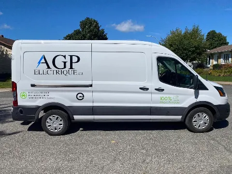 AGP Électrique enr. / Bornes Électriques / Adam Goudreault in Shawinigan