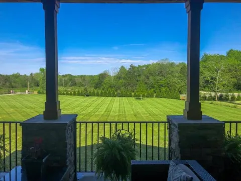 Cutting Edge Lawn & Landscapes in Columbia