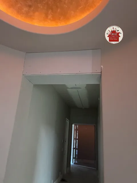 Cruz Remodeling / Drywall Repair Aurora IL photo 1