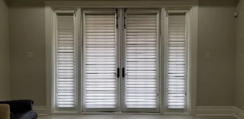 A Solar Screen photo 1
