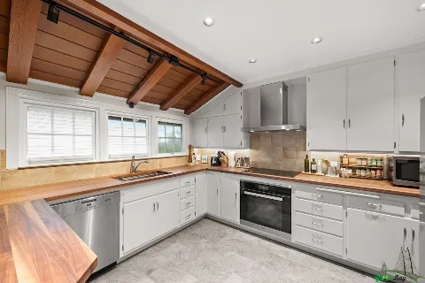 Green Bay Remodeling, Inc. in Concord
