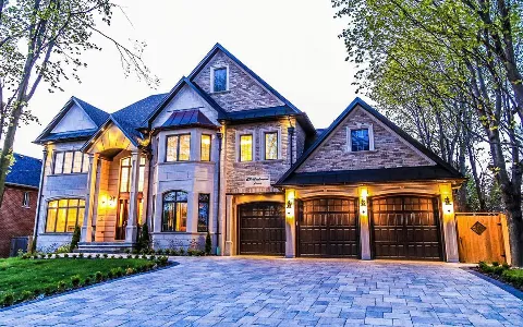 Bloomfield Homes in Richmond Hill