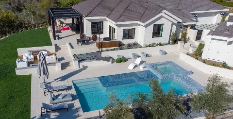 Earthcare Pools photo 1