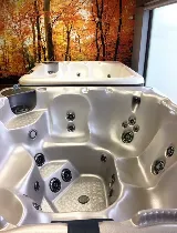 Aloha Hot Tubs / Beachcomber Regina photo 4