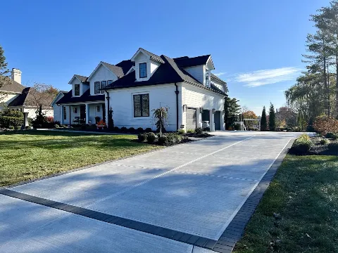 MCL Concrete LLC in Columbus