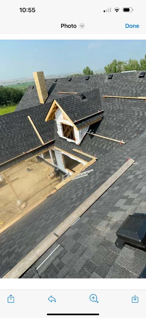 Red Deer Roofing & Exteriors Ltd photo 1